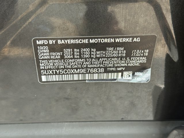 Used 2021 Dark Graphite Metallic BMW xDrive30i image 28