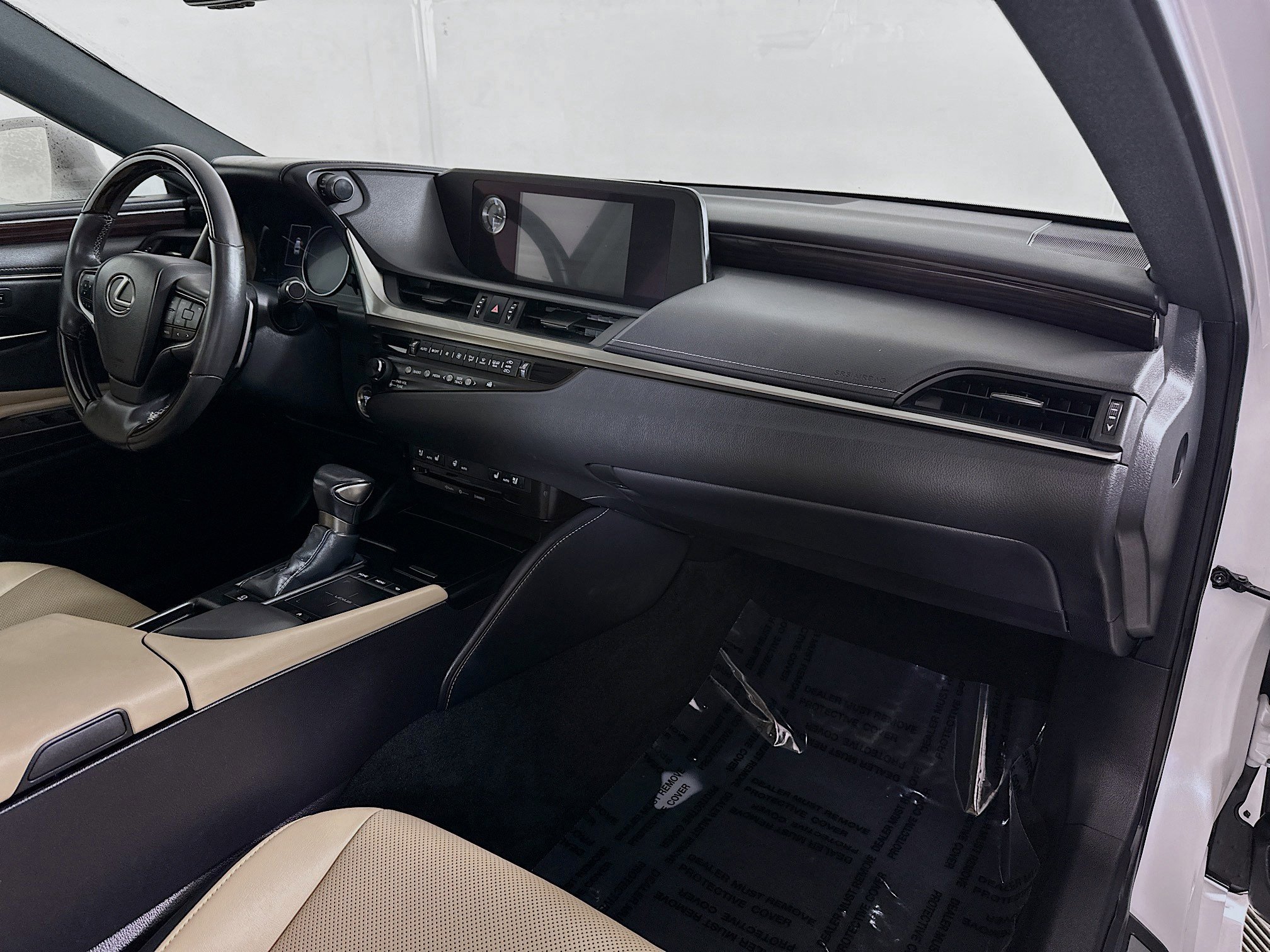 2019 Lexus ES 350 - Photo 28