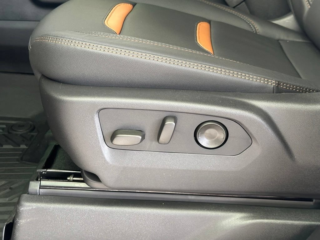 2026 GMC Sierra 1500 AT4 - Photo 15