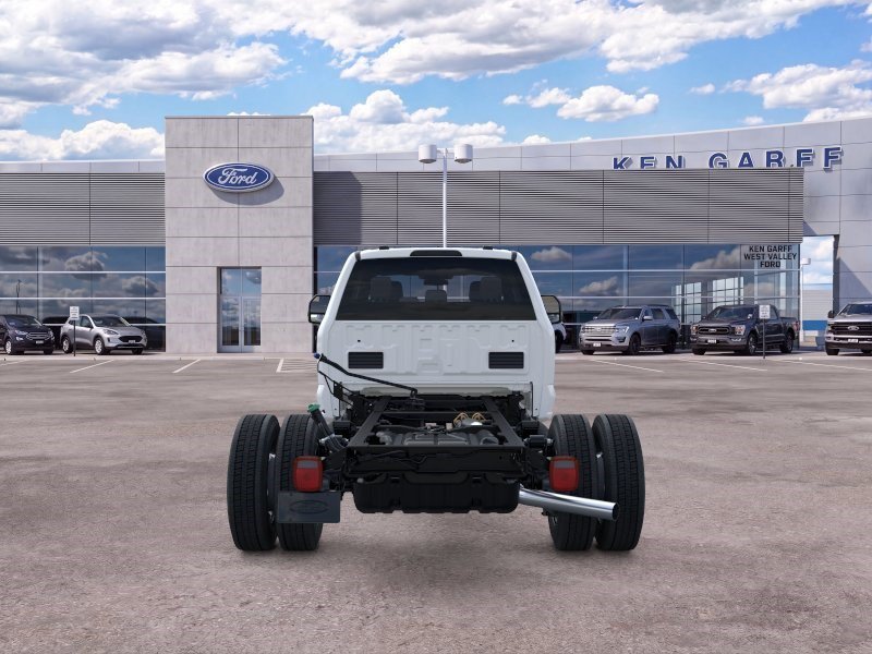 New 2026 Oxford White Ford XL image 5