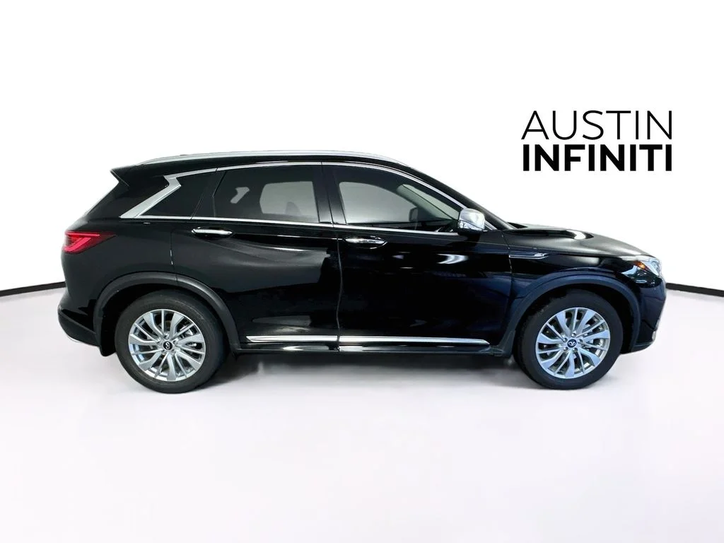 Certified Used 2023 Black INFINITI LUXE image 11