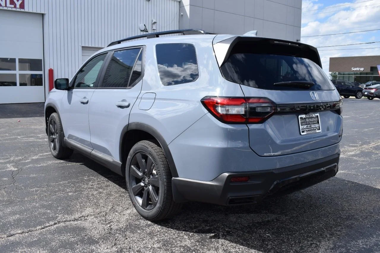 New 2026 Sonic Gray Pearl Honda Sport image 8