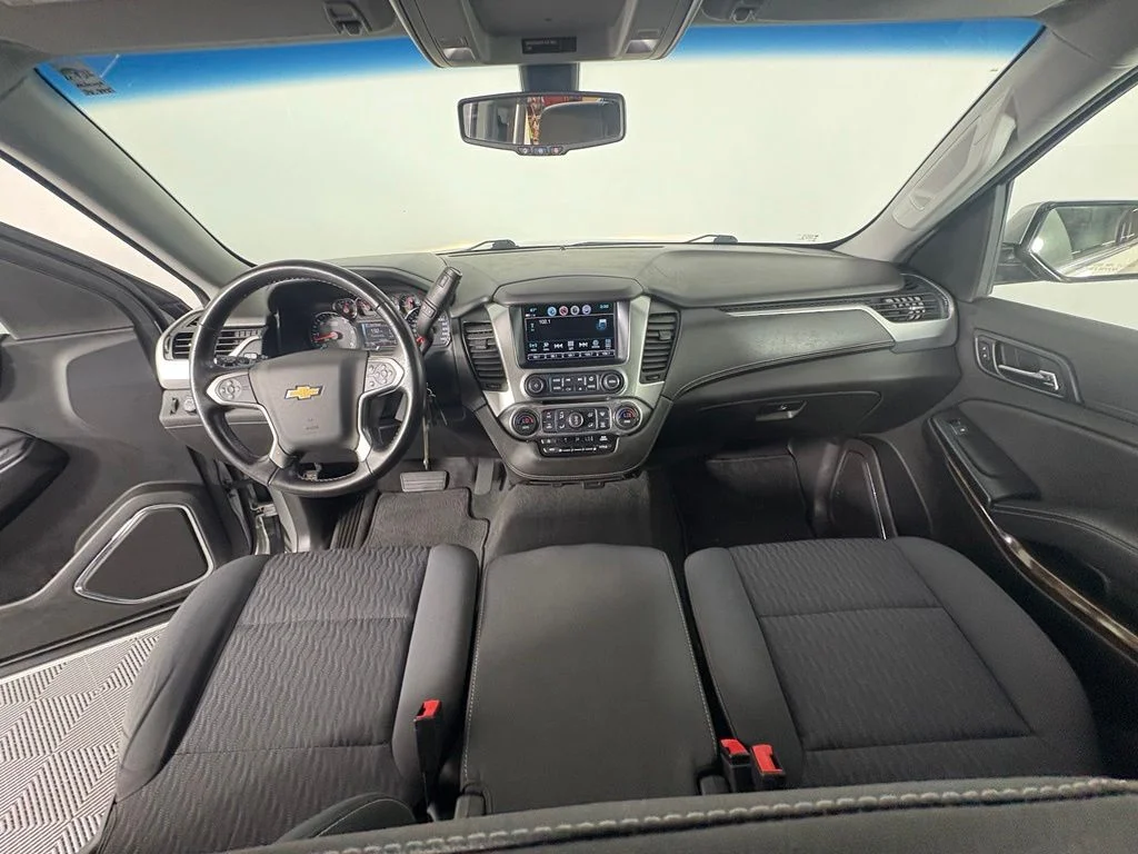 Used 2020 Silver Chevrolet LS image 4