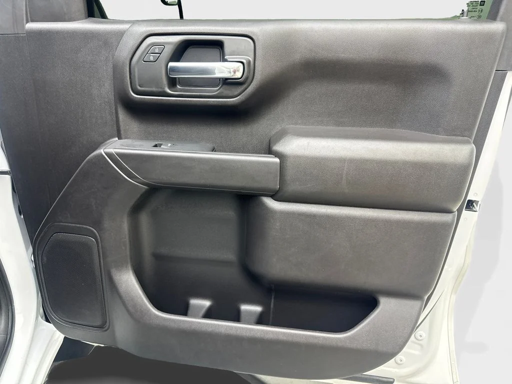 Used 2024 White Chevrolet Custom Trail Boss image 51