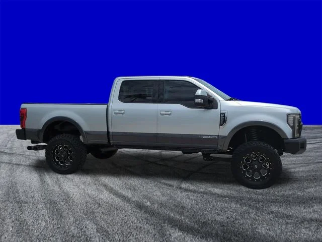 Used 2018 Silver Ford Lariat image 3