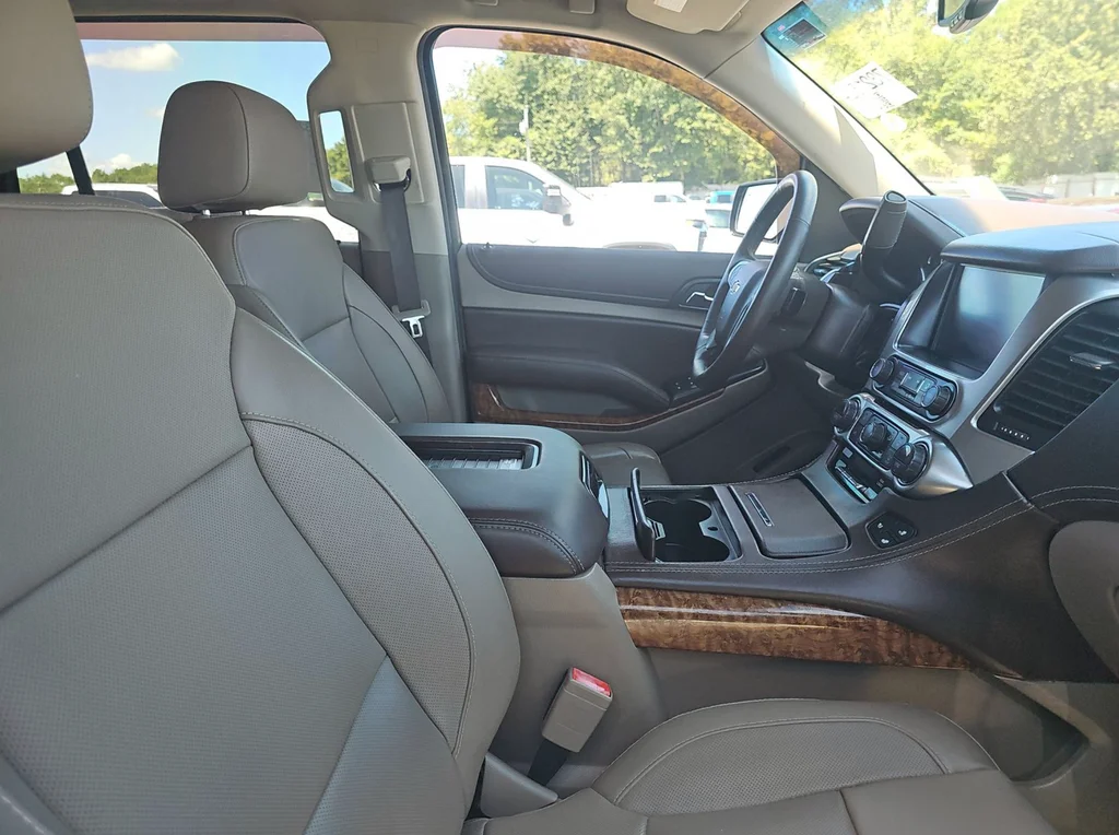 Used 2018 Gray Chevrolet Premier image 8