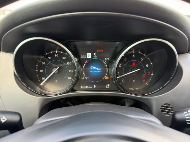 Used 2020  Jaguar 25t Premium image 14