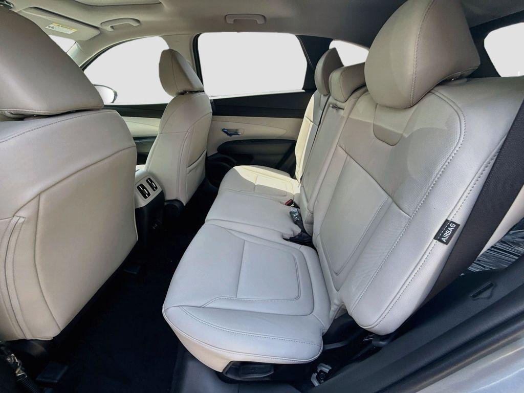New 2026 Shimmering Silver Hyundai SEL Premium FWD image 18