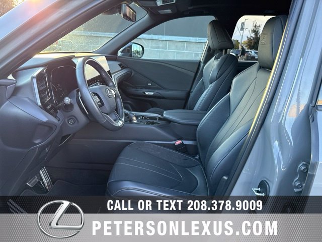 Used 2025  Lexus 500h F SPORT Luxury image 28