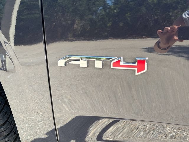 2024 GMC Yukon AT4 - Photo 44
