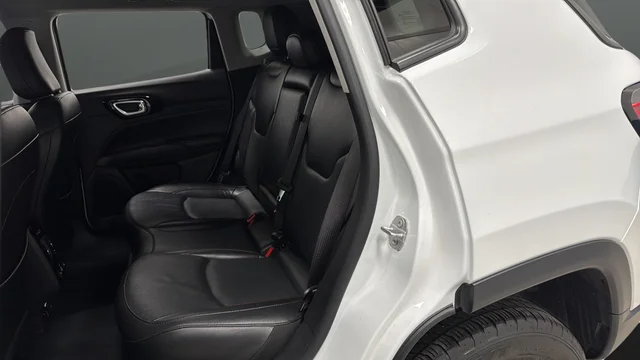 Used 2022 Bright White Clearcoat Jeep Trailhawk image 22