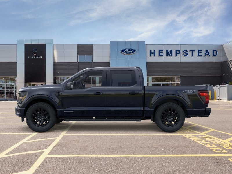 New 2026 Agate Black Metallic Ford XLT image 3