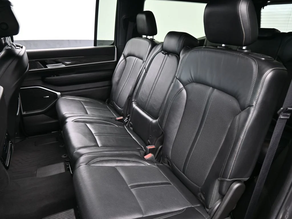 2022 Jeep Wagoneer Series II - Photo 38