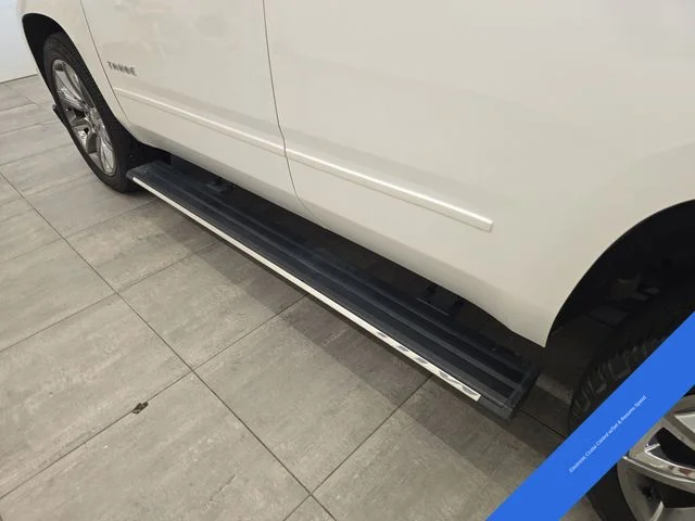 Used 2016 Iridescent Pearl Tricoat Chevrolet LTZ image 23