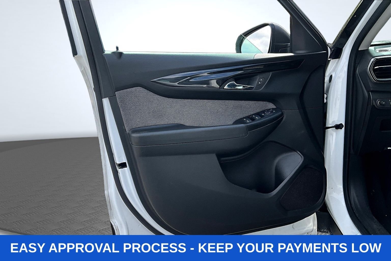 Used 2024 White Chevrolet LS image 25