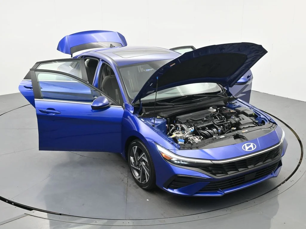 Used 2025 Blue Hyundai SEL Convenience image 37