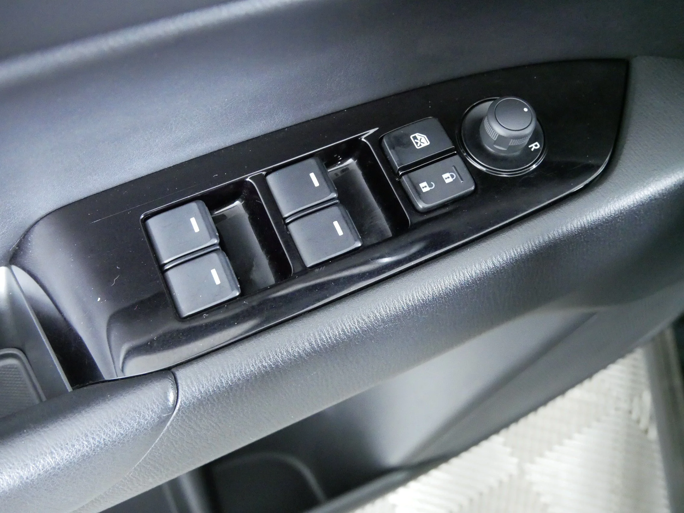 Used 2025 Jet Black Mica Mazda 2.5 S Select Package image 20