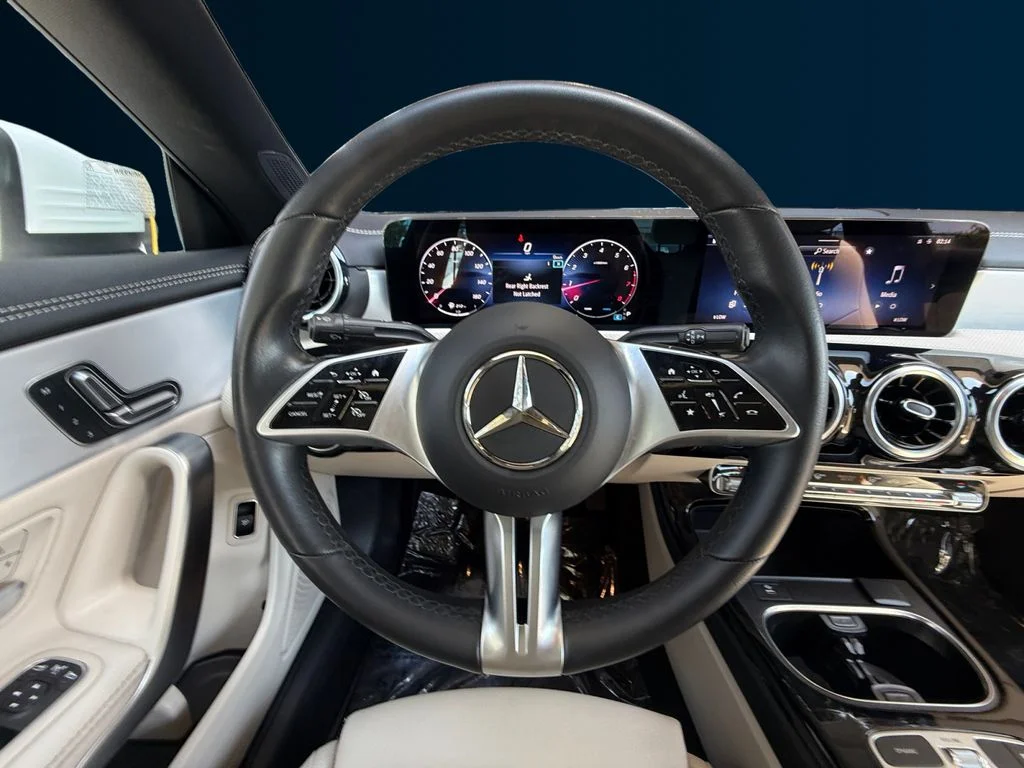 Used 2025  Mercedes-Benz CLA 250 image 13