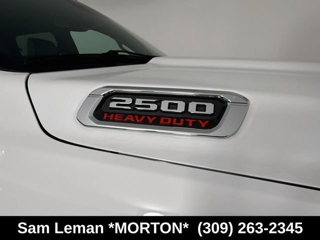New 2026 Bright White Clear-Coat Exterior Paint Ram Laramie image 42