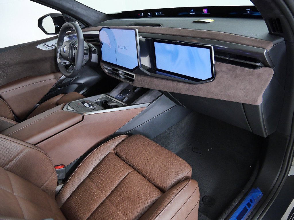 New 2027 Dravit Grey Metallic BMW  image 19