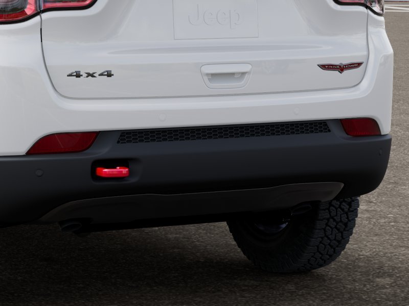 New 2026 Bright White Clear-Coat Exterior Paint Jeep Trailhawk image 13