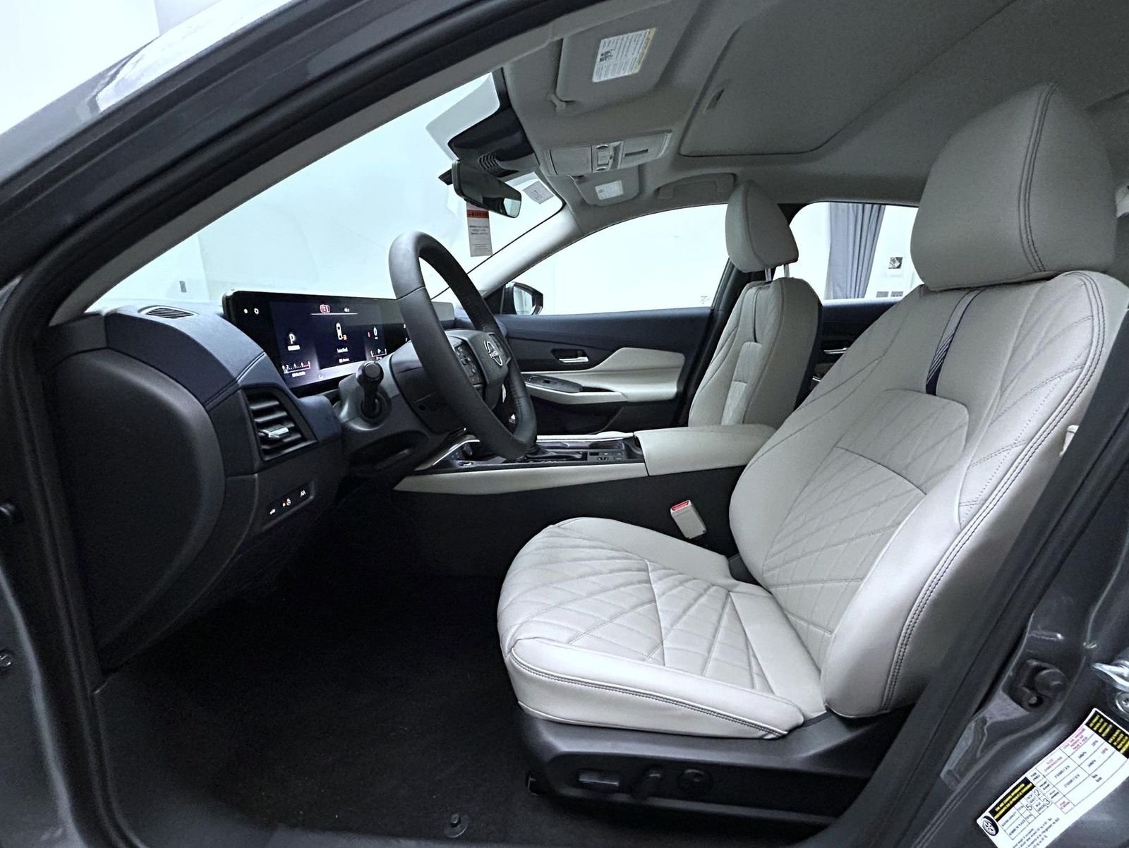 2026 Nissan Sentra SL - Photo 10