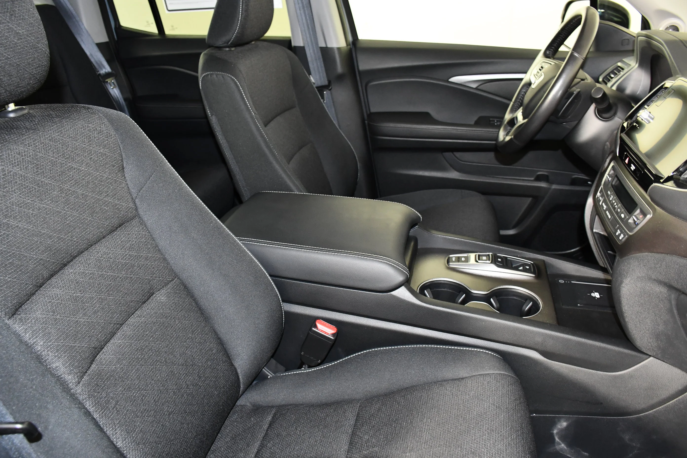 Certified Used 2025 Sonic Gray Pearl Honda Sport image 42
