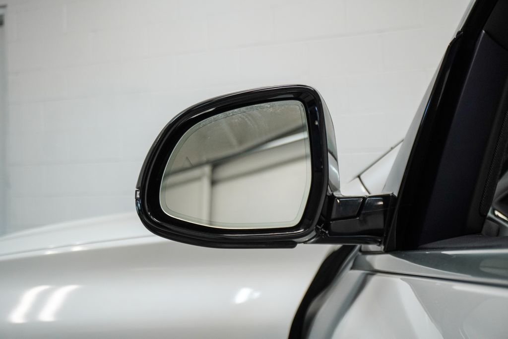 Used 2023 White BMW sDrive40i image 43