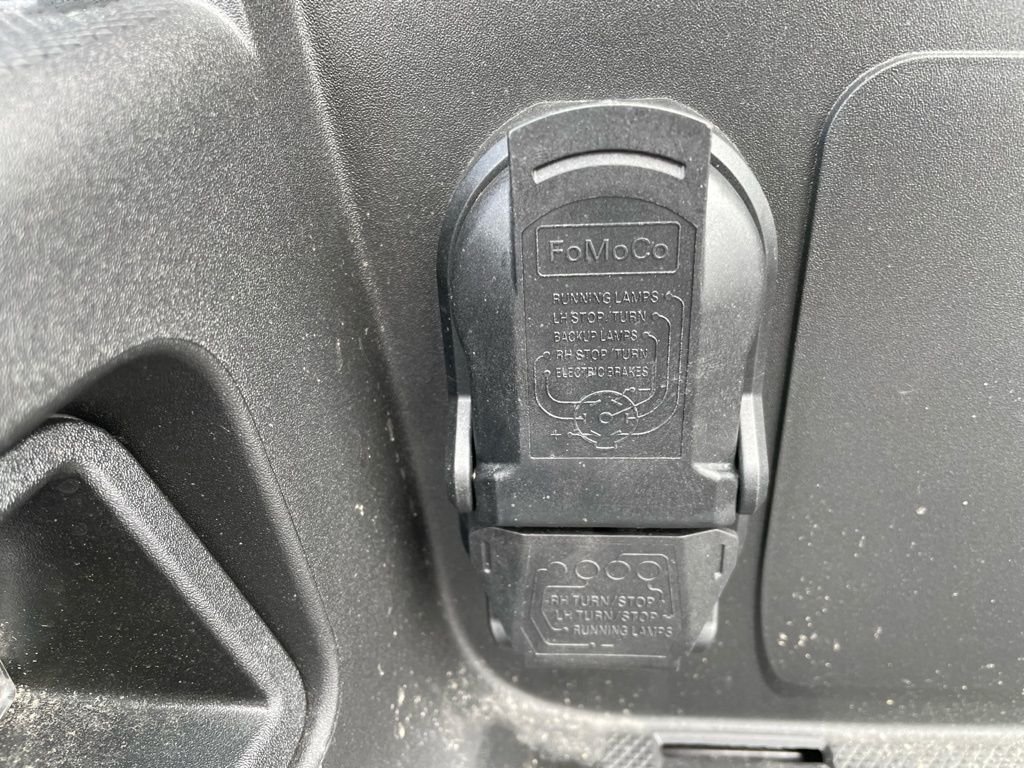 New 2026 Oxford White Ford F-250® XL image 21