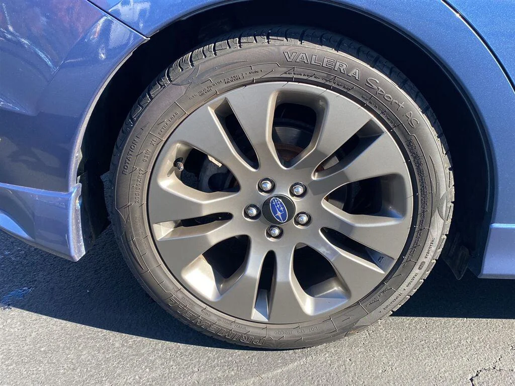 Used 2016 Quartz Blue Pearl Subaru 2.0i Sport Premium image 12