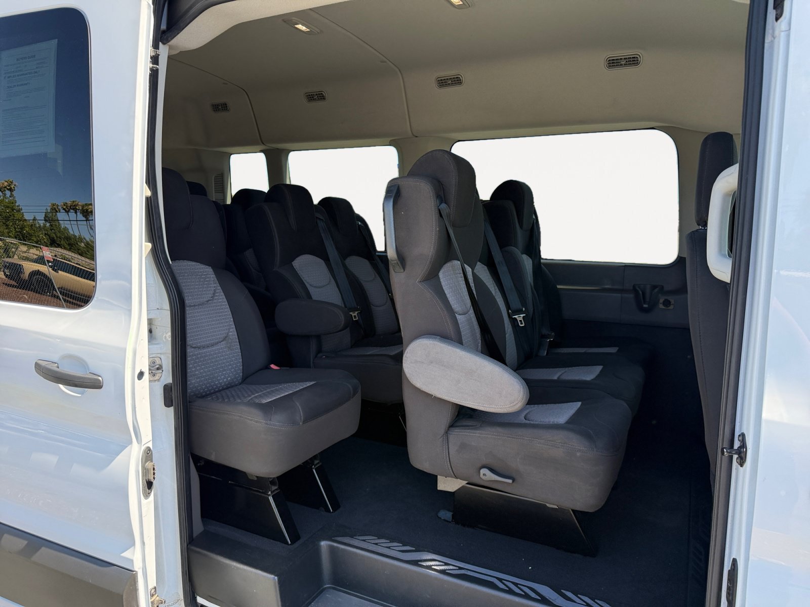Used 2023 Oxford White Ford XLT image 18