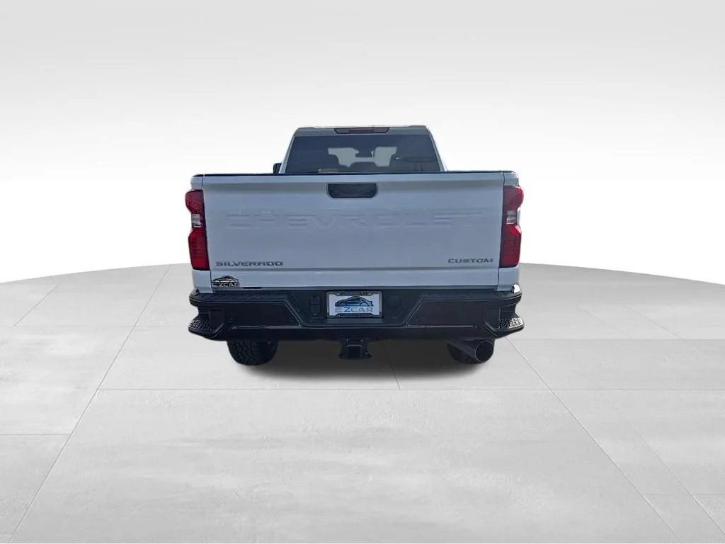 2026 Chevrolet Silverado 2500 HD Custom - Photo 5