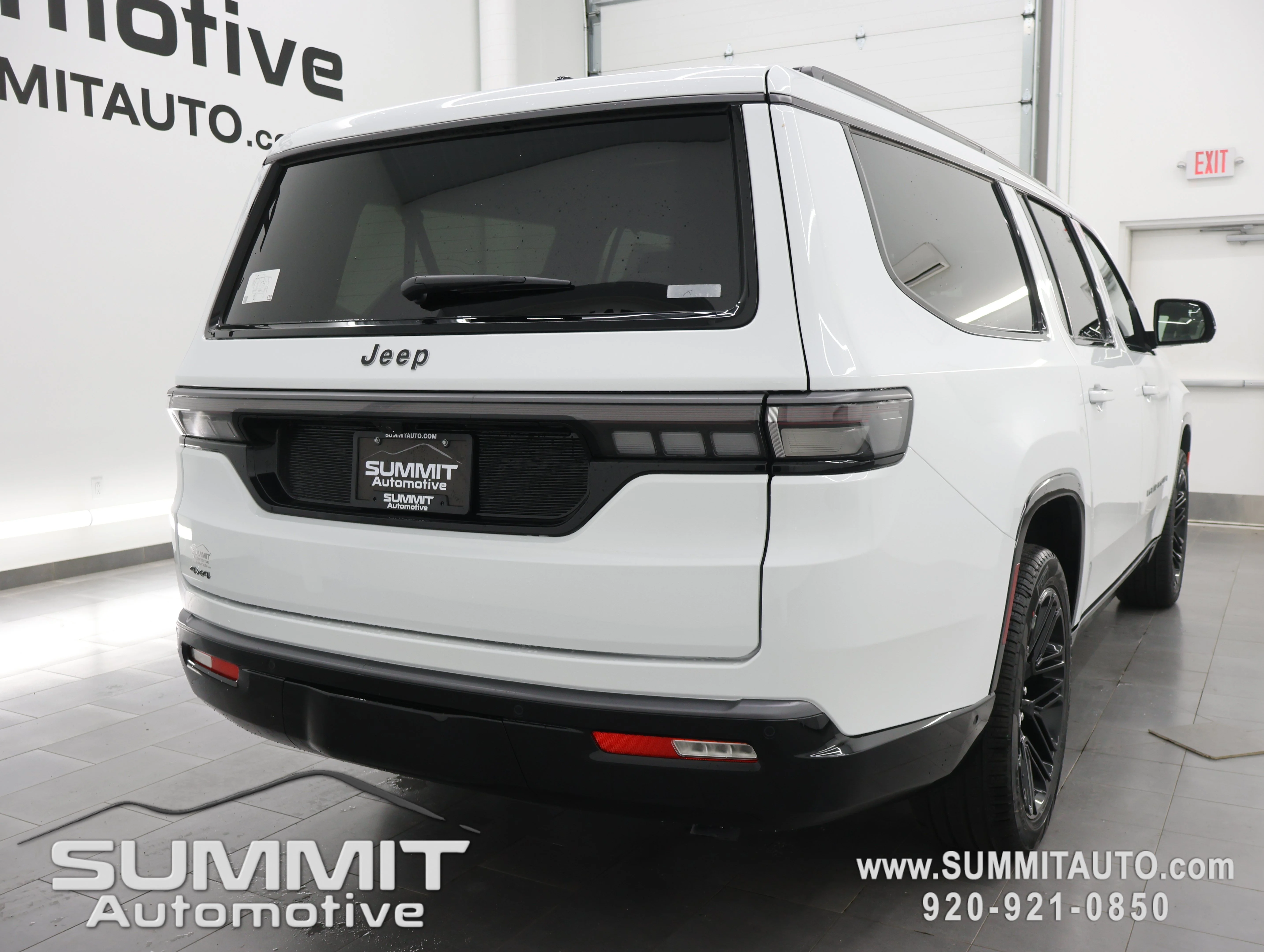 New 2026 Bright White Clearcoat Jeep Limited Reserve image 4