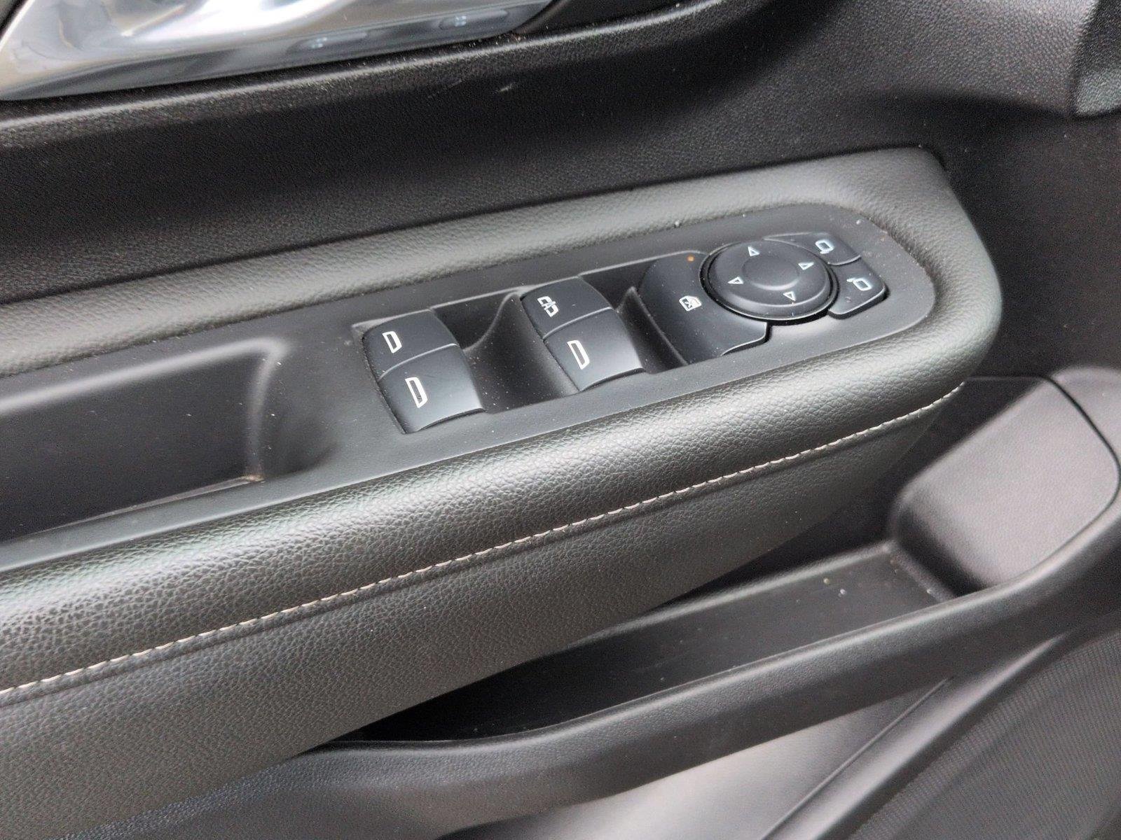 Used 2024 Sterling Metallic GMC SLE image 16