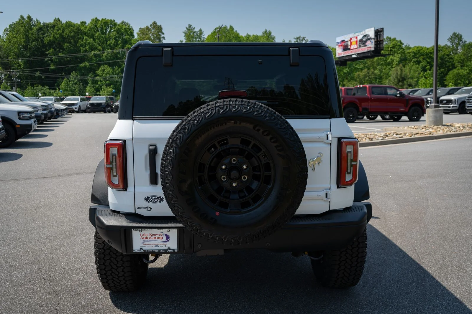 New 2026 Oxford White Ford Badlands® image 15