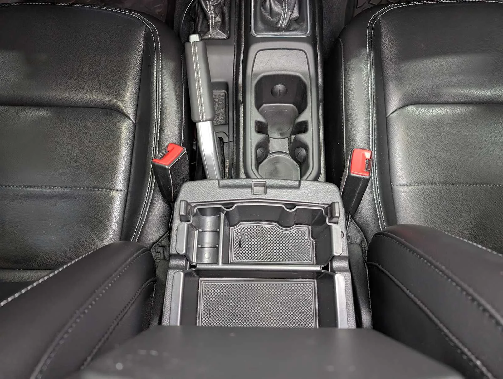 Used 2019 Firecracker Red Clearcoat Jeep Sahara image 24