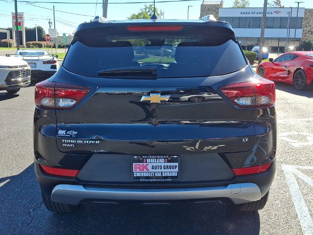 Used 2023 Black Chevrolet LT image 6