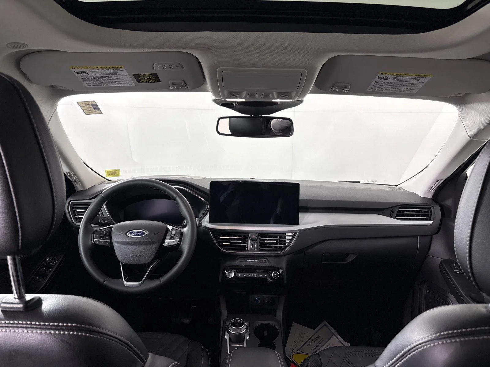 Used 2023 Star White Metallic Tri-Coat Ford Platinum image 14