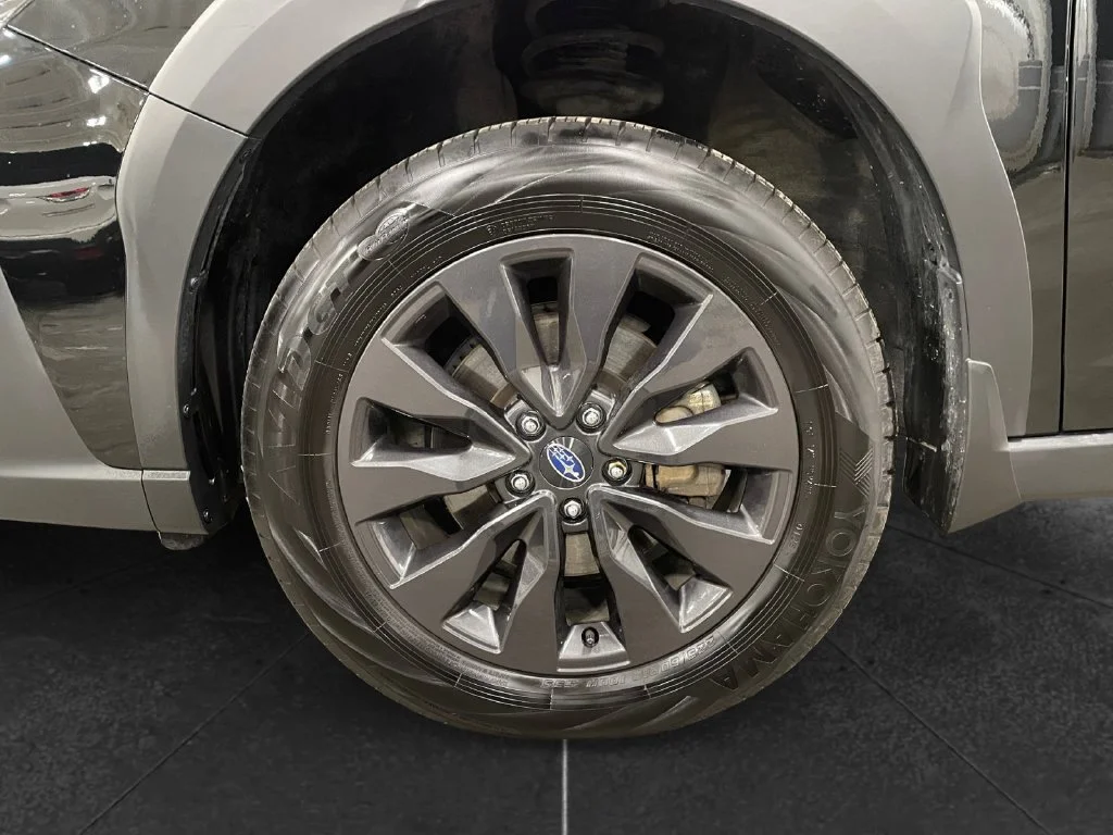Used 2025 Crystal Black Silica Subaru Limited XT image 14