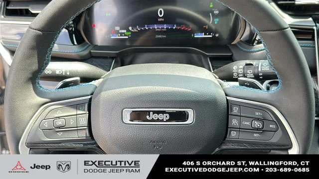 Used 2023 Silver Jeep Trailhawk 4xe image 14