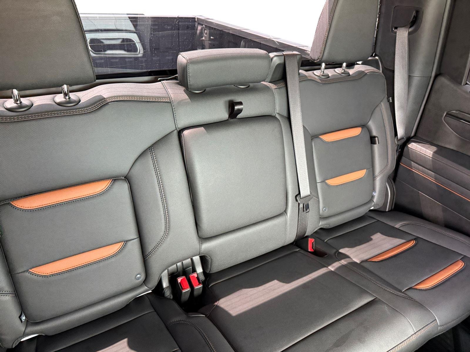 Used 2025 Summit White GMC AT4 image 17