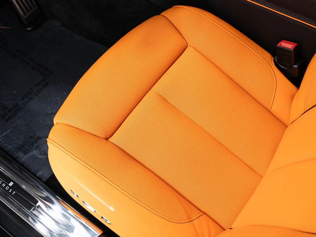 New 2027 Black Diamond Rolls-Royce  image 19