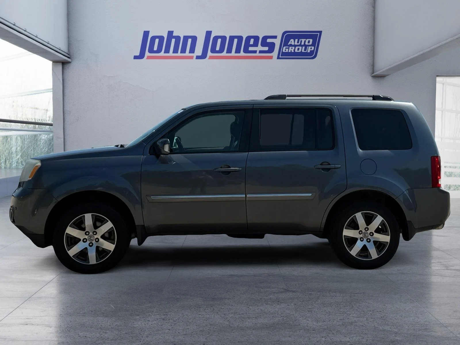 Used 2013 Honda Pilot Touring with VIN 5FNYF3H98DB008893 for sale in Scottsburg, IN