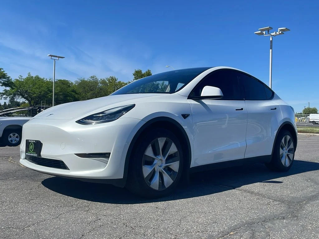 2022 Tesla Model Y Long Range - Photo 30