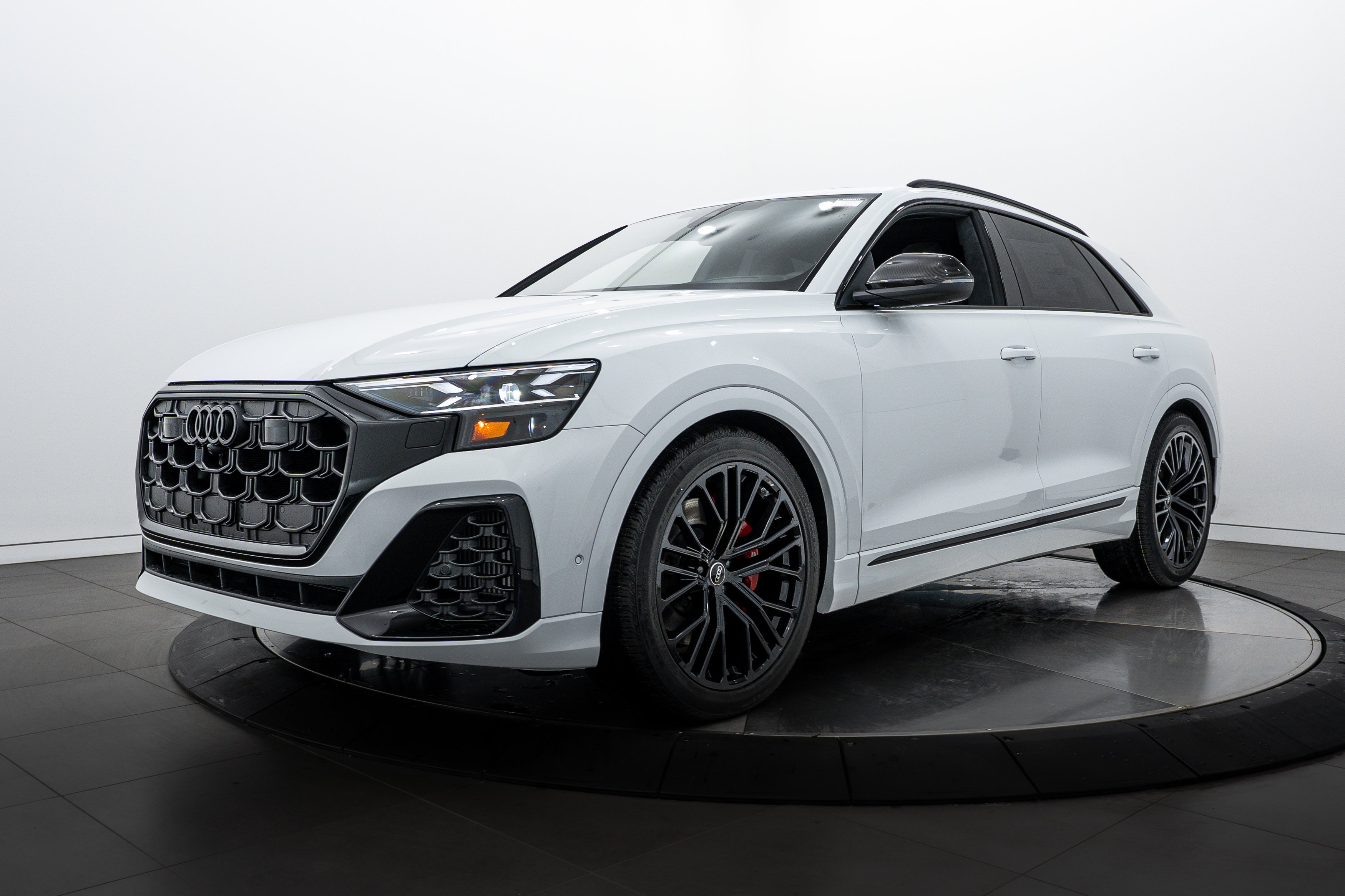 2026 Audi SQ8 Prestige - Photo 7