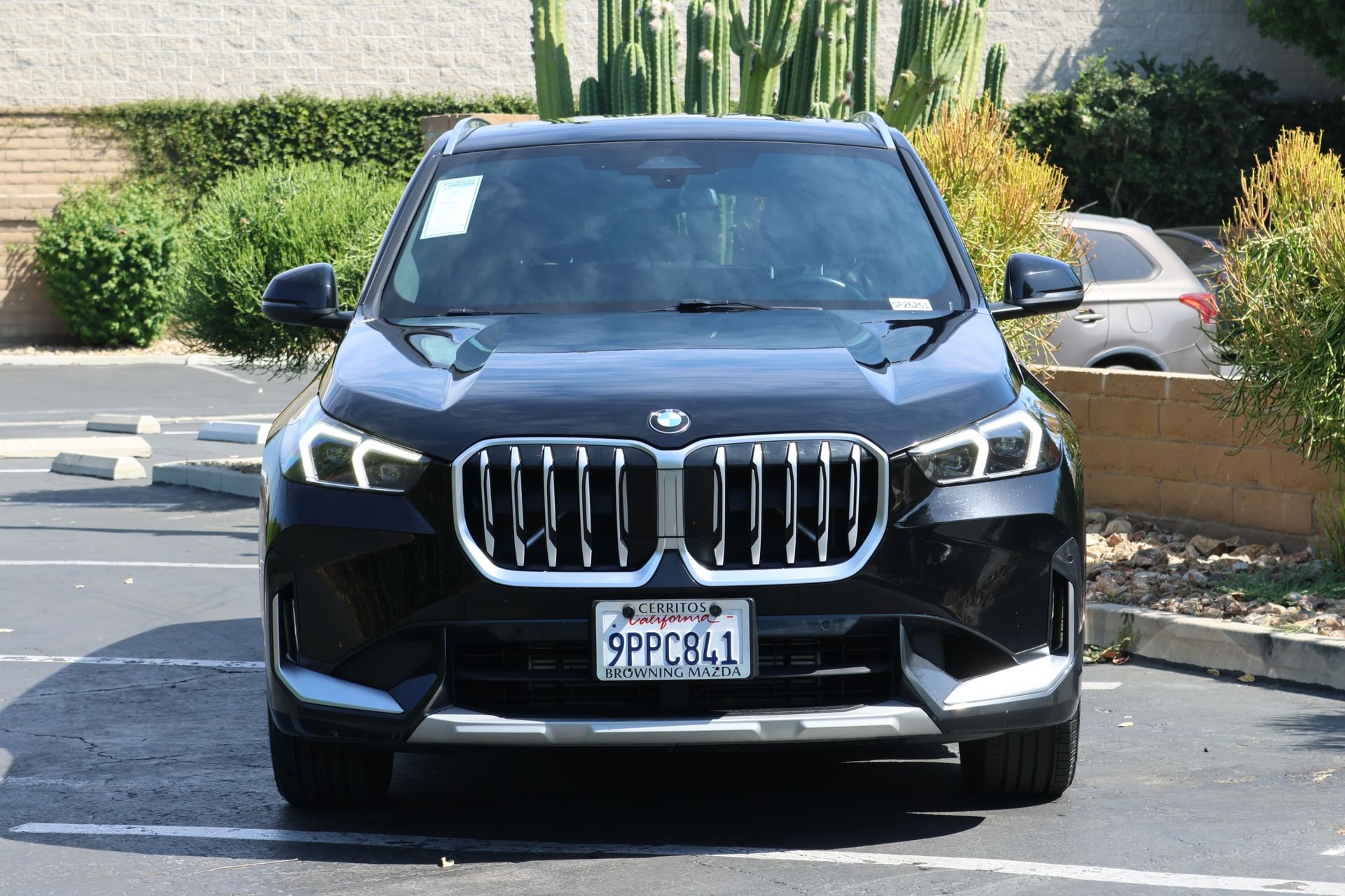 Used 2025 Black BMW xDrive28i image 3