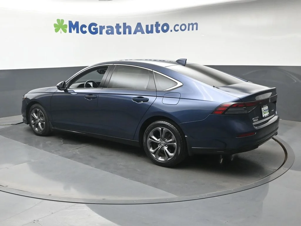 Used 2024 Blue Honda EX-L image 26