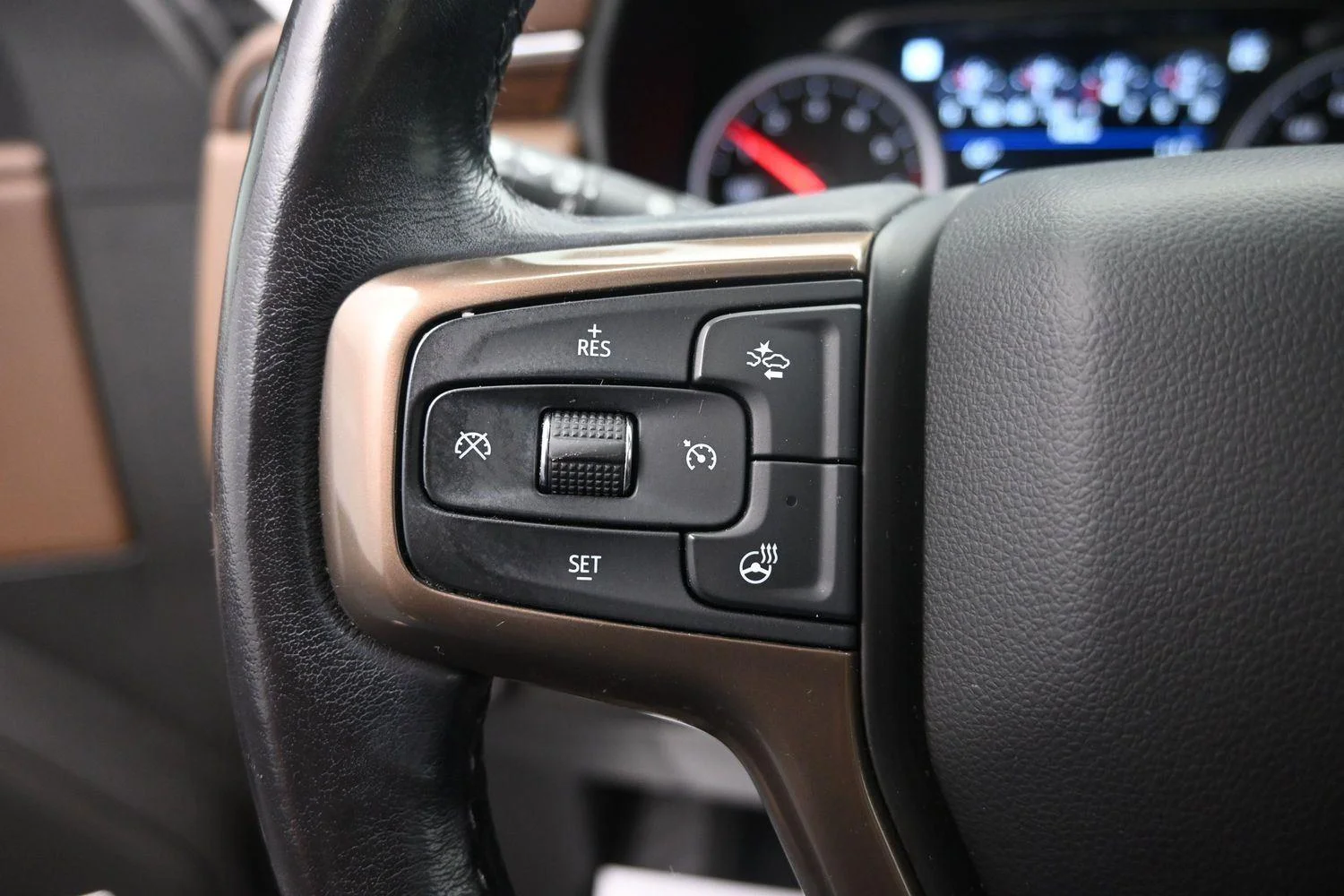 Used 2021 Graywood Metallic Chevrolet High Country image 27