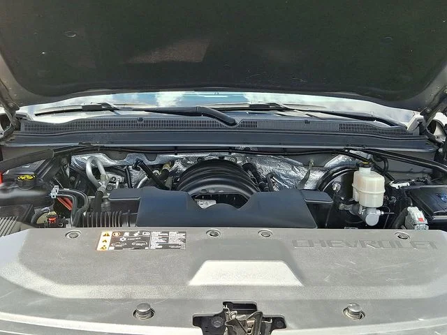 Used 2017 Gray Chevrolet LT image 31