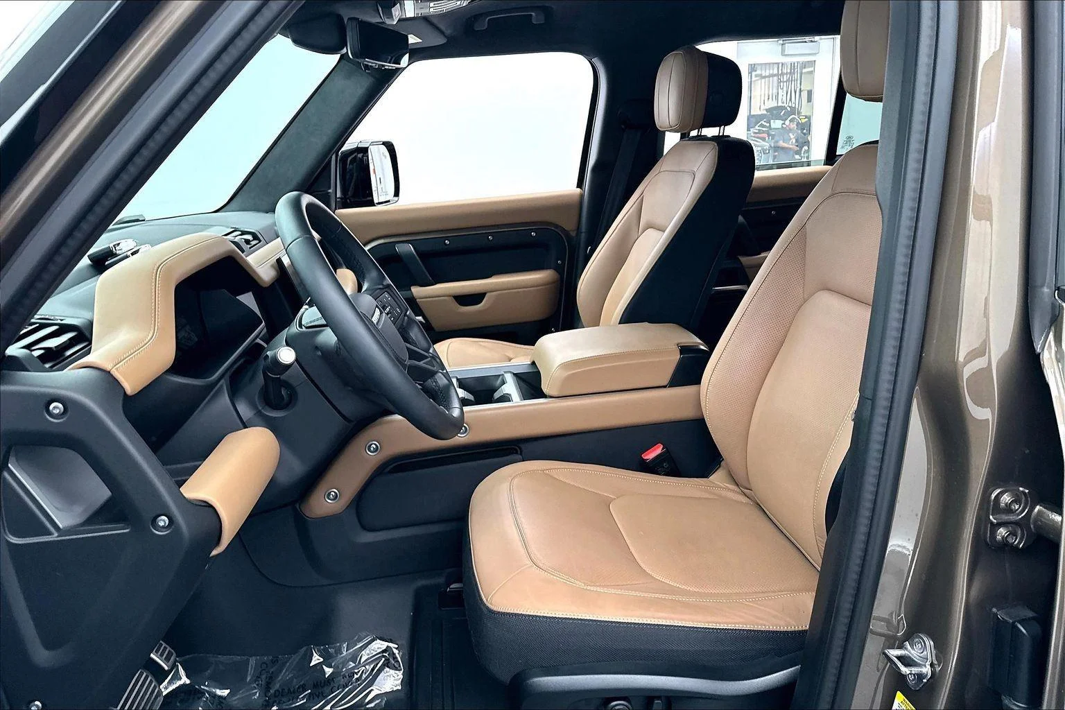 Used 2025 Gondwana Stone Metallic Land Rover X image 22